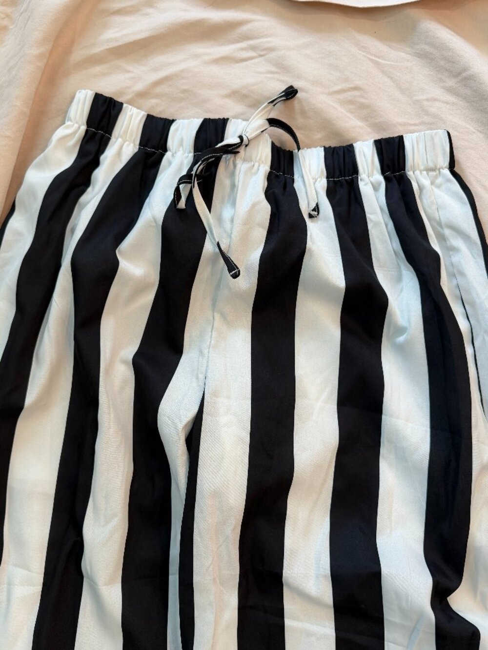 Black & White Striped 2-Piece Pants & Cami Set (Large)